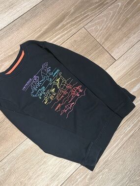 Cat & Jack Black Crewneck Sweatshirt with Rainbow Line-Art Dinosaurs
